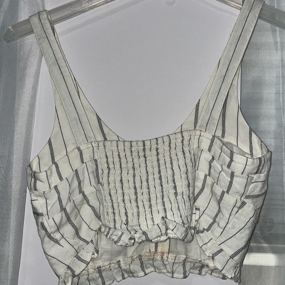 american eagle crop top - Picture 2 of 3